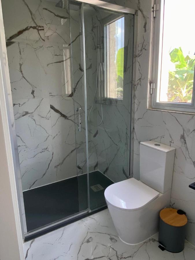 Ammos Luxury Suits And Residences Peyia Ngoại thất bức ảnh