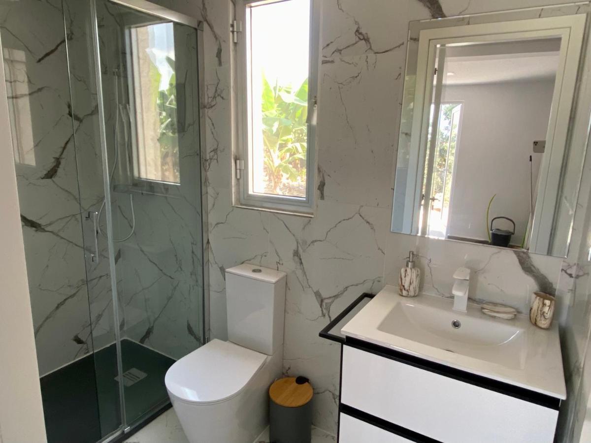 Ammos Luxury Suits And Residences Peyia Ngoại thất bức ảnh