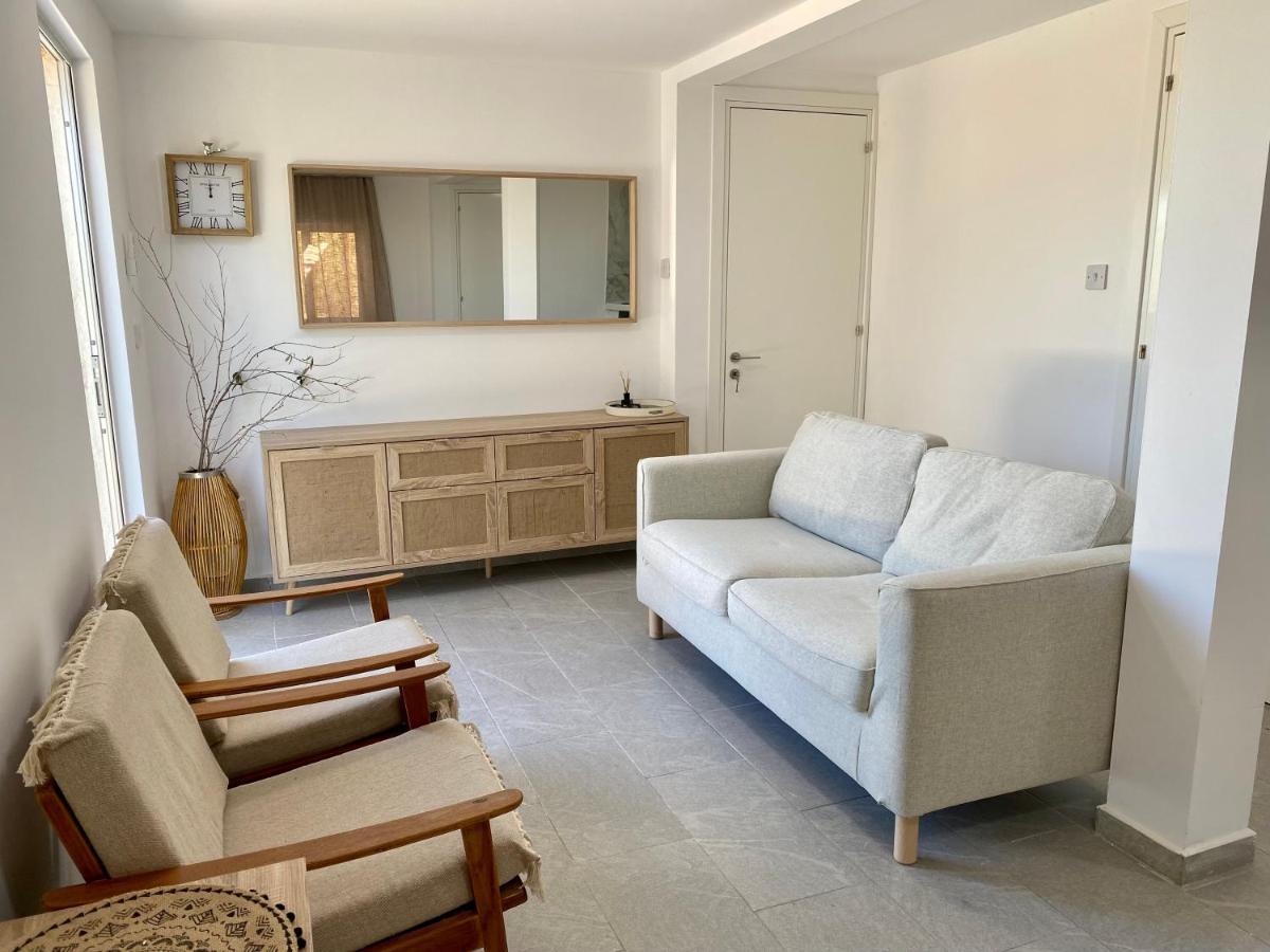 Ammos Luxury Suits And Residences Peyia Ngoại thất bức ảnh